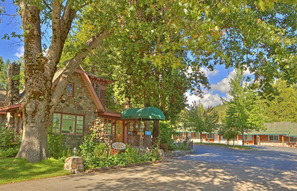 Strawberry Valley Inn Маунт Шаста Екстериор снимка