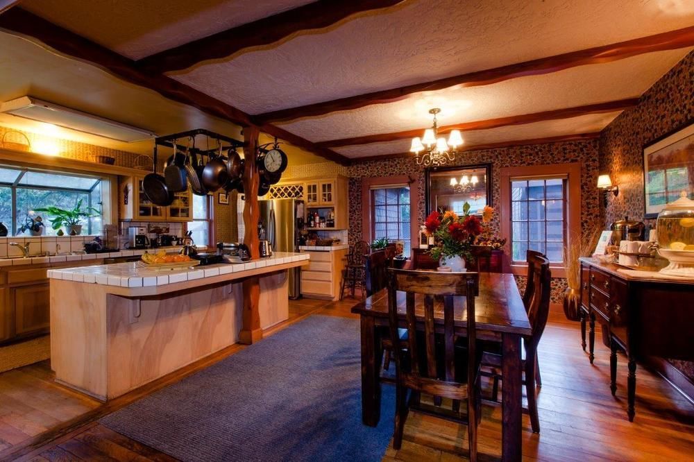 Strawberry Valley Inn Маунт Шаста Екстериор снимка